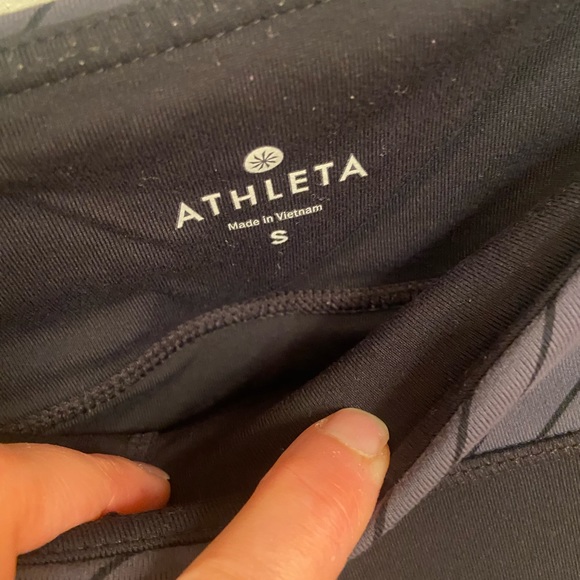 Athleta Sports Bra Tank Top and Capri Leggings Set Black/Gray Size Small - Picture 9 of 10